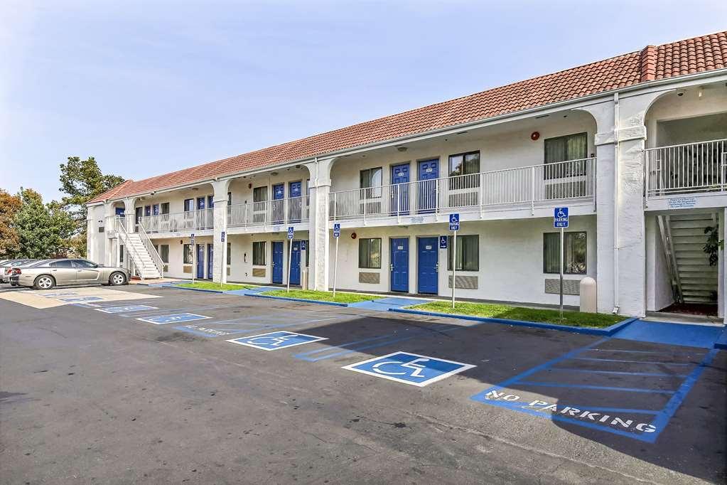 Motel 6-Pinole, Ca ภายนอก รูปภาพ